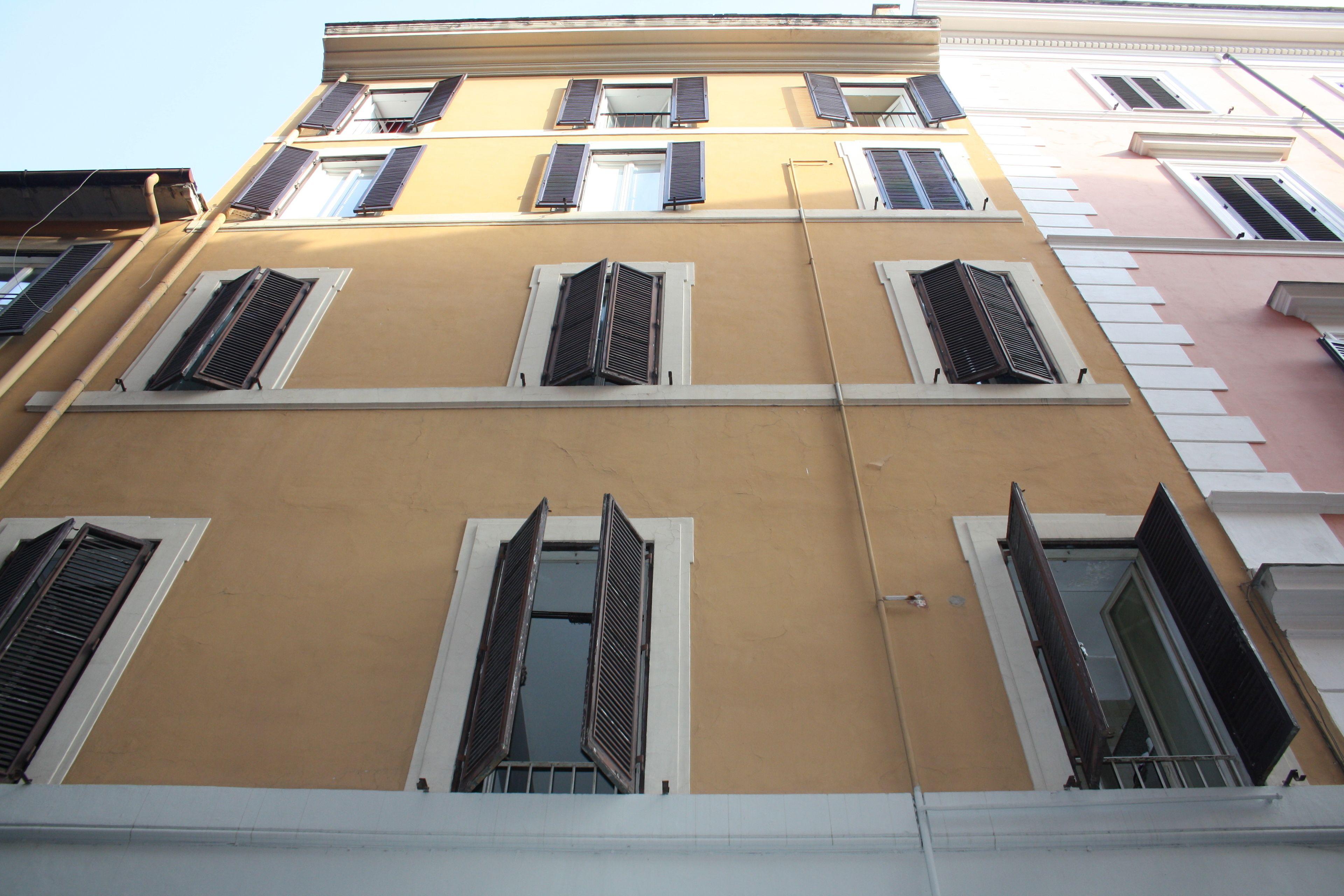 Town House Fontana Di Trevi — Photos 1